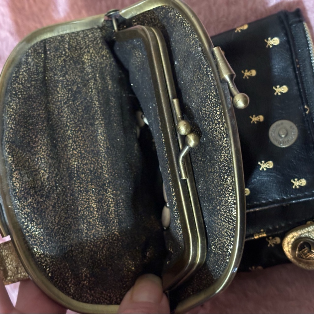 Vintage Loungefly Skull Wallet Pouch - Picture 5 of 8